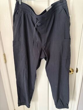 Old Navy Women's Black Drawstring Jogger Sweatpants
